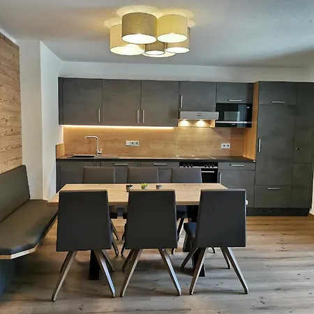 Grafspitz Apartament *