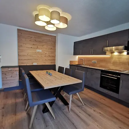 Grafspitz Apartment *