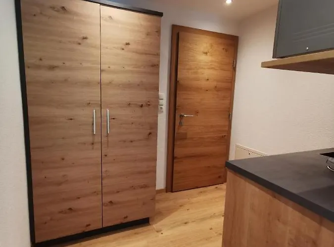 Grafspitz * אישגל